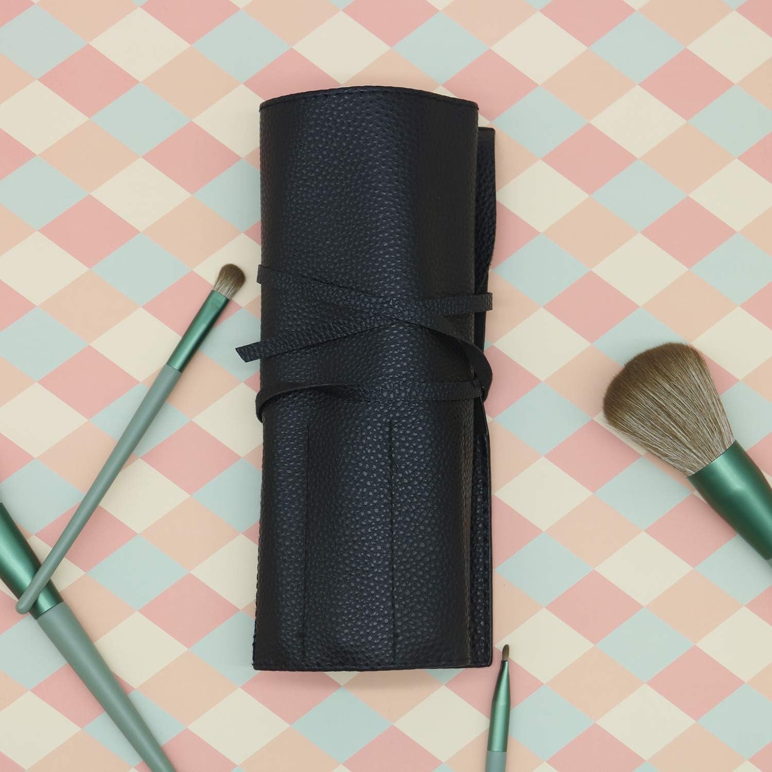 Makeup Brush Case Travel, Makeup Brush Case Roll Up,Brush Holder Makeup,Holder Organizer Brushes Pouch Cosmetic Bag for Travel，Rolling Bag Storage Case PU Leather, Black